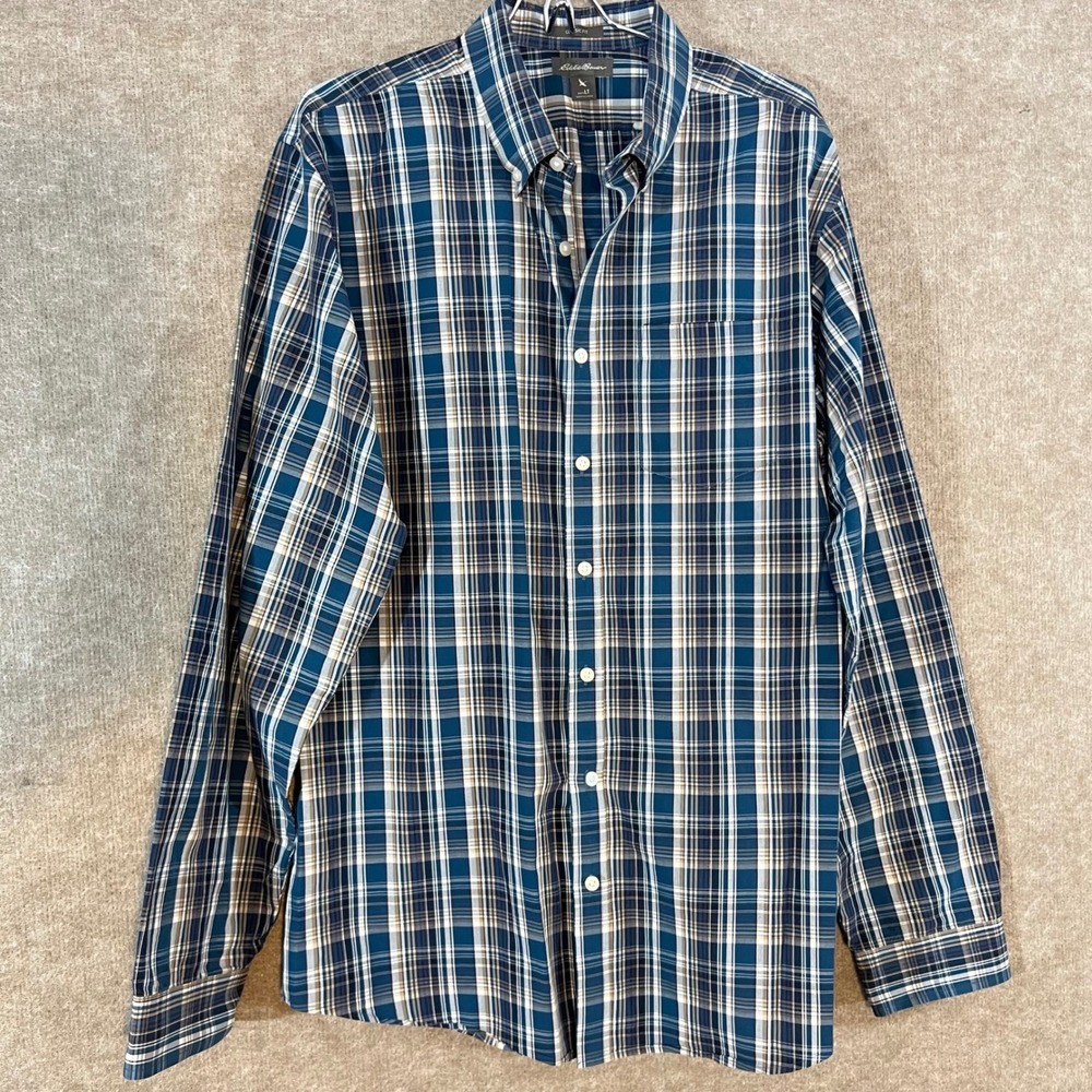 Eddie Bauer Button Down Shirt LT Blue Plaid Long Sleeve Classic Fit Gorpcore